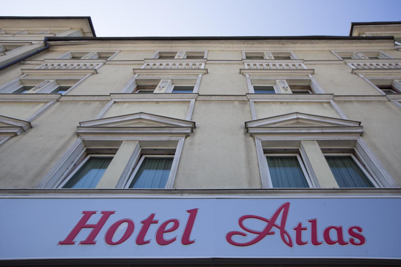 Hotel Atlas Novi Pazar Exteriér fotografie